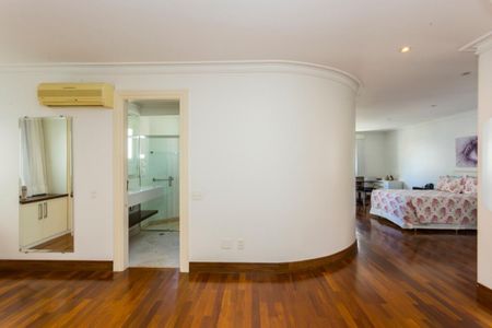 Apartamento à venda com 2 quartos, 250m² em Consolação, São Paulo
