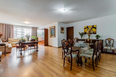 Apartamento à venda com 3 quartos, 155m² em Santa Cecilia, São Paulo