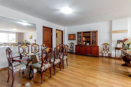 Apartamento à venda com 3 quartos, 155m² em Santa Cecilia, São Paulo