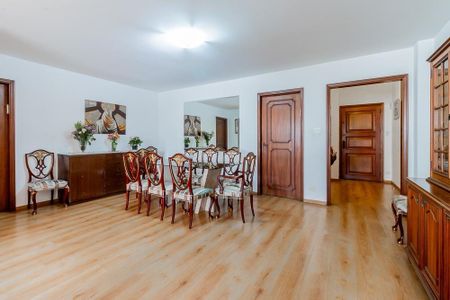 Apartamento à venda com 3 quartos, 155m² em Santa Cecilia, São Paulo