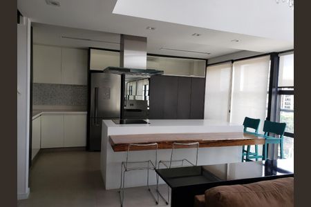 Apartamento à venda com 101m², 2 quartos e sem vaga