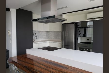 Apartamento à venda com 101m², 2 quartos e sem vaga