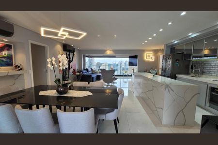 Apartamento à venda com 3 quartos, 145m² em Jardim das Acacias, São Paulo