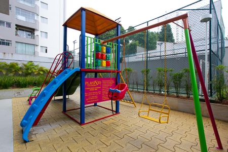 Apartamento à venda com 94m², 3 quartos e 2 vagasÁrea comum - Playground