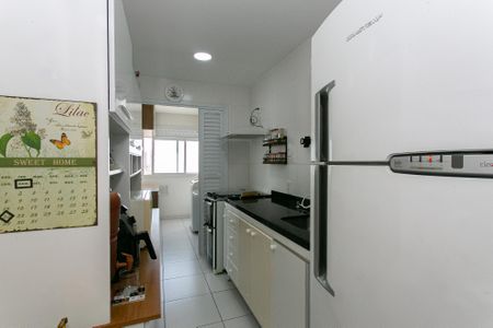 Apartamento à venda com 94m², 3 quartos e 2 vagasCozinha