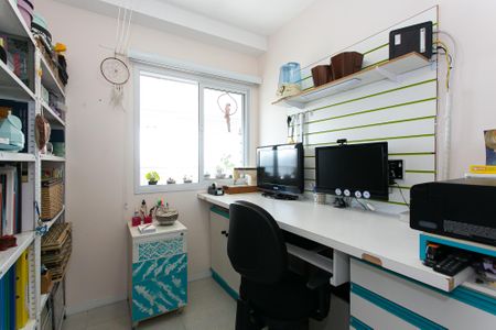 Apartamento à venda com 94m², 3 quartos e 2 vagasQuarto 2