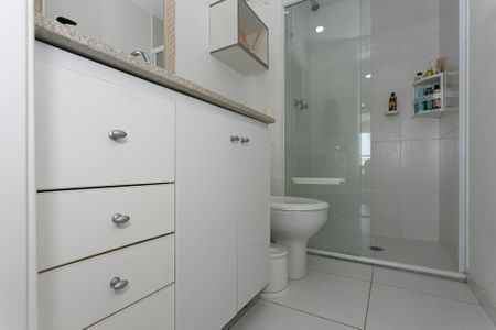 Apartamento à venda com 94m², 3 quartos e 2 vagasBanheiro Social