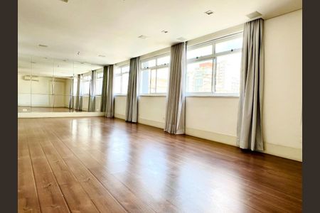Apartamento à venda com 180m², 2 quartos e 2 vagas