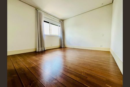 Apartamento à venda com 180m², 2 quartos e 2 vagas