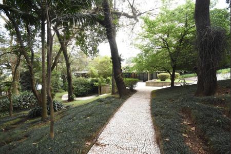 Casa à venda com 976m², 3 quartos e 6 vagas