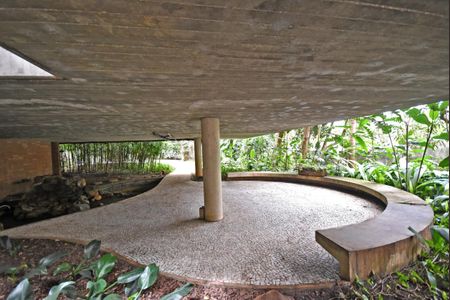 Casa à venda com 976m², 3 quartos e 6 vagas