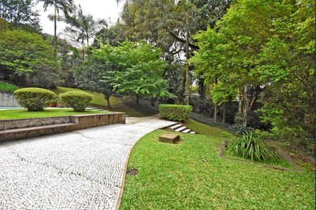 Casa à venda com 976m², 3 quartos e 6 vagas