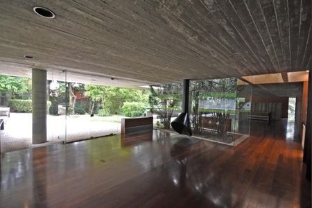Casa à venda com 976m², 3 quartos e 6 vagas