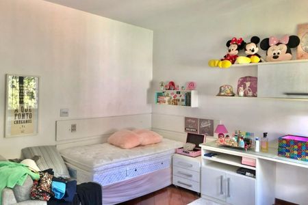 Casa à venda com 411m², 4 quartos e 4 vagas