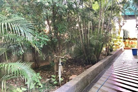 Casa à venda com 411m², 4 quartos e 4 vagas