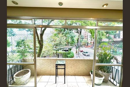 Apartamento à venda com 3 quartos, 120m² em Jardim Paulista, São Paulo