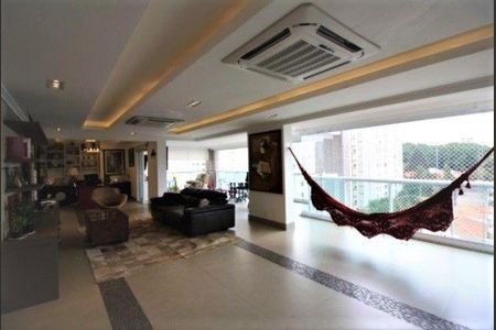 Apartamento à venda com 222m², 3 quartos e 4 vagas