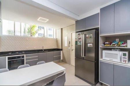 Apartamento à venda com 3 quartos, 192m² em Jardim Paulista, São Paulo