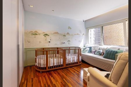 Apartamento à venda com 3 quartos, 278m² em Jardim Paulistano, São Paulo