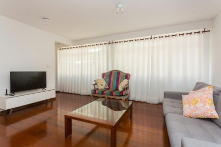 Apartamento à venda com 3 quartos, 135m² em Cerqueira César, São Paulo