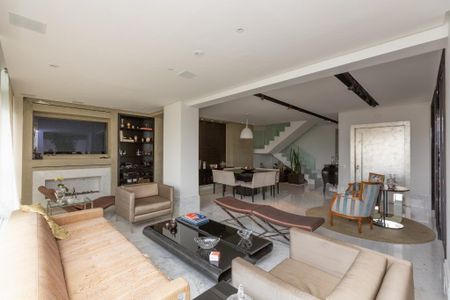 Apartamento à venda com 3 quartos, 343m² em Pinheiros, São Paulo
