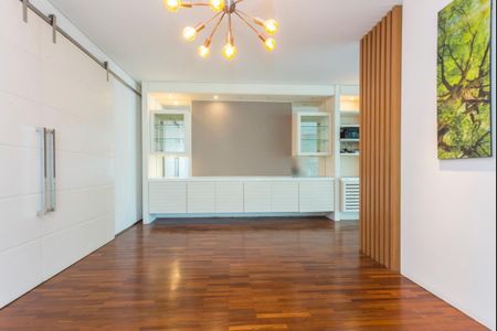 Casa à venda com 4 quartos, 466m² em Alto de Pinheiros, São Paulo
