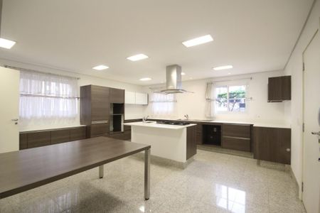 Apartamento à venda com 3 quartos, 347m² em Higienópolis, São Paulo