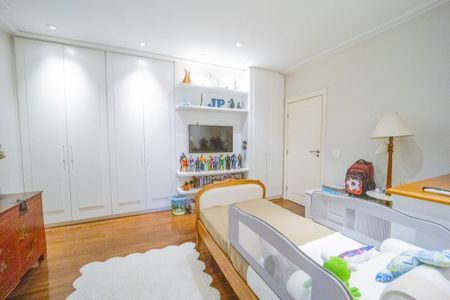 Casa à venda com 318m², 3 quartos e 4 vagas