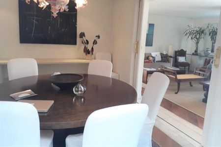 Casa à venda com 350m², 4 quartos e 3 vagas