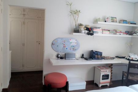Casa à venda com 350m², 4 quartos e 3 vagas