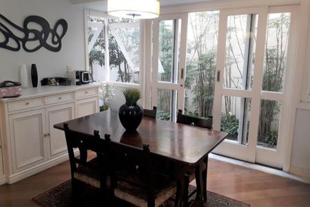 Casa à venda com 350m², 4 quartos e 3 vagas