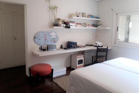 Casa à venda com 350m², 4 quartos e 3 vagas