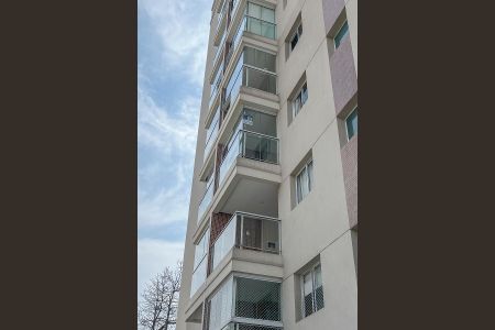 Studio para alugar com 33m², 1 quarto e 1 vagaFachada + plaquinha