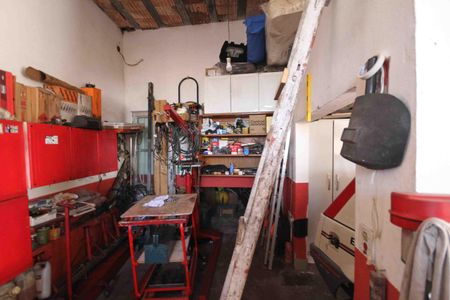 Casa à venda com 312m², 6 quartos e 6 vagas Casa à venda com 312m², 6 quartos e 6 vagasSalão