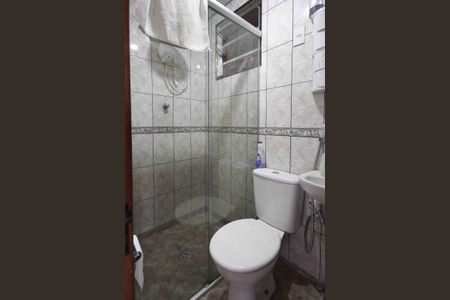 Casa à venda com 312m², 6 quartos e 6 vagas Casa à venda com 312m², 6 quartos e 6 vagasBanheiro