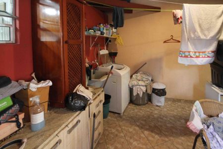 Casa à venda com 312m², 6 quartos e 6 vagas Casa à venda com 312m², 6 quartos e 6 vagasÁrea de Serviço