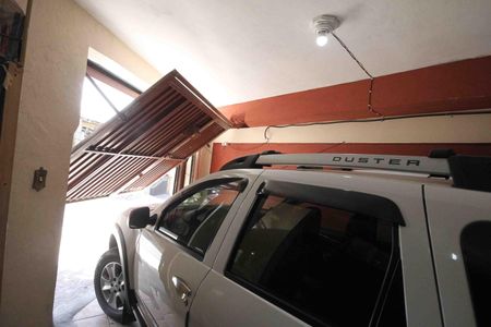 Casa à venda com 312m², 6 quartos e 6 vagas Casa à venda com 312m², 6 quartos e 6 vagasGaragem