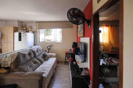 Casa à venda com 312m², 6 quartos e 6 vagas Casa à venda com 312m², 6 quartos e 6 vagasSala