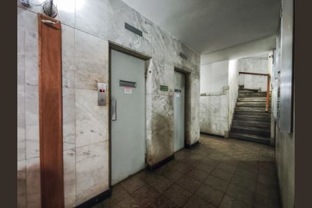 Apartamento à venda com 60m², 2 quartos e sem vagaFachada e portaria