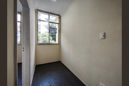 Apartamento à venda com 60m², 2 quartos e sem vagaSala