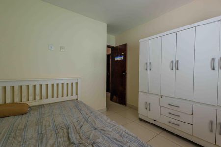 Casa de condomínio à venda com 150m², 2 quartos e 2 vagas Casa de condomínio à venda com 150m², 2 quartos e 2 vagasQuarto