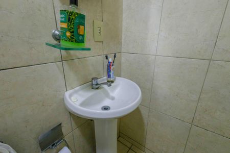 Casa de condomínio à venda com 150m², 2 quartos e 2 vagas Casa de condomínio à venda com 150m², 2 quartos e 2 vagasBanheiro da Suíte