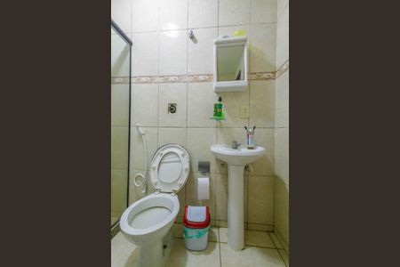 Casa de condomínio à venda com 150m², 2 quartos e 2 vagas Casa de condomínio à venda com 150m², 2 quartos e 2 vagasBanheiro da Suíte