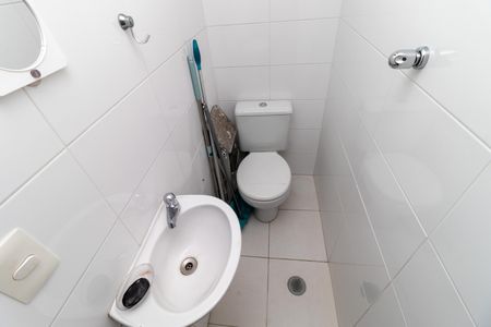 Apartamento à venda com 94m², 2 quartos e 2 vagas Apartamento à venda com 94m², 2 quartos e 2 vagasBanheiro de Serviço