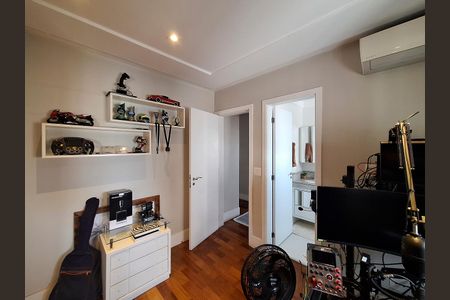 Apartamento para alugar com 170m², 3 quartos e 4 vagas Apartamento para alugar com 170m², 3 quartos e 4 vagasSuíte 2