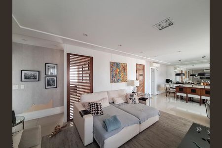 Apartamento para alugar com 170m², 3 quartos e 4 vagas Apartamento para alugar com 170m², 3 quartos e 4 vagasSala