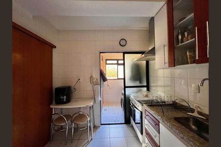Apartamento à venda com 60m², 2 quartos e 1 vaga Apartamento à venda com 60m², 2 quartos e 1 vagaCozinha