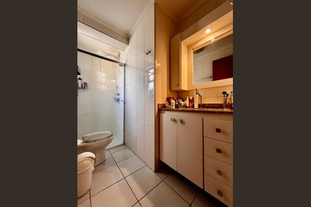 Apartamento à venda com 60m², 2 quartos e 1 vaga Apartamento à venda com 60m², 2 quartos e 1 vagaBanheiro