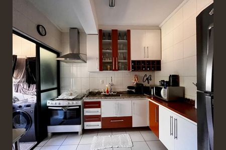 Apartamento à venda com 60m², 2 quartos e 1 vaga Apartamento à venda com 60m², 2 quartos e 1 vagaCozinha
