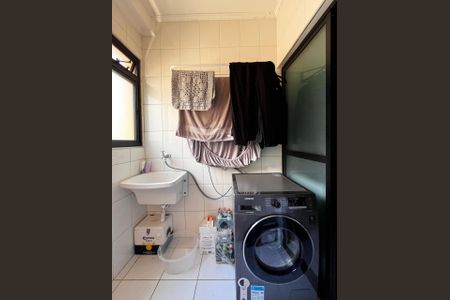 Apartamento à venda com 60m², 2 quartos e 1 vaga Apartamento à venda com 60m², 2 quartos e 1 vagaÁrea de Serviço